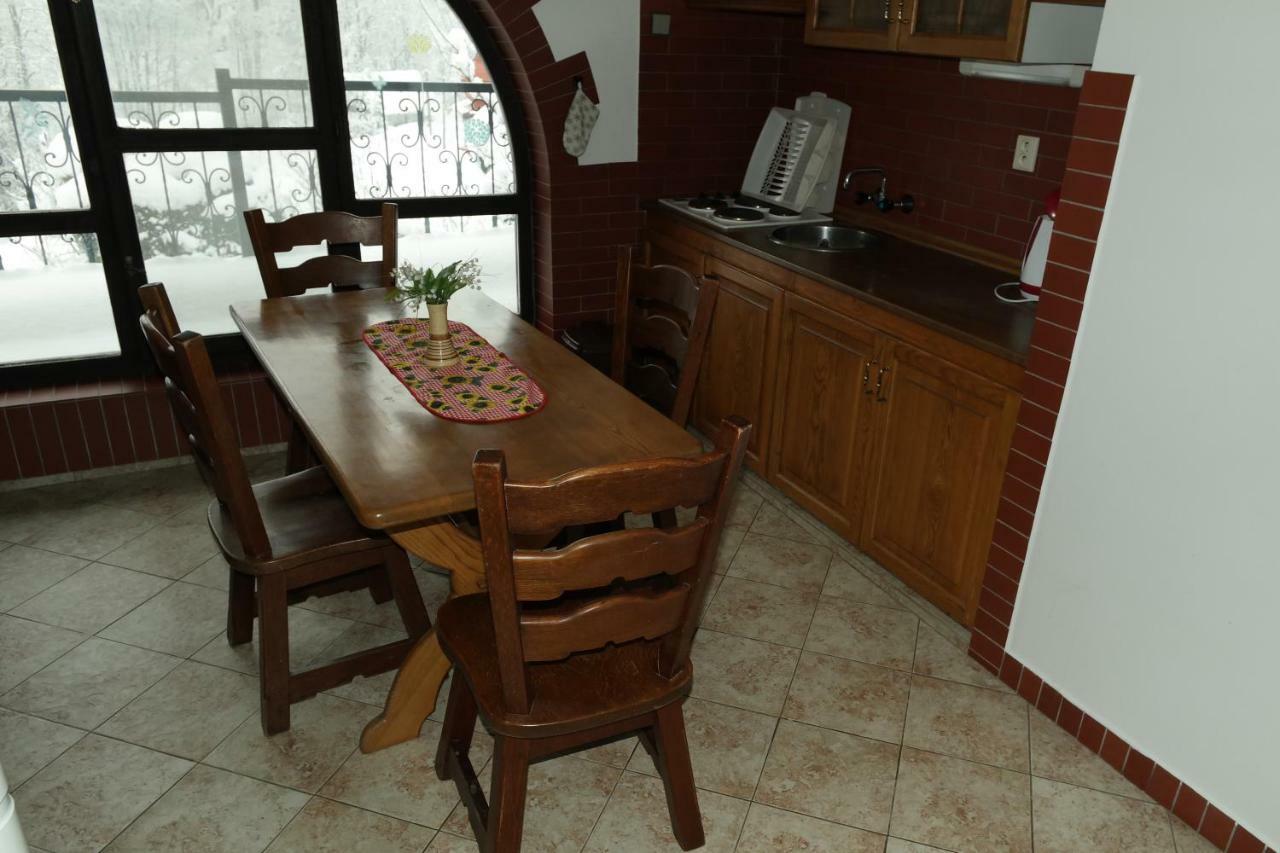 Apartmany Sedek Roprachtice Екстер'єр фото
